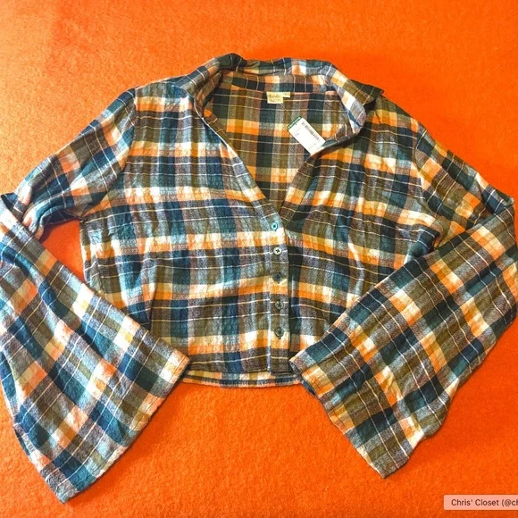 Green and brown boho flared sleeves gauze flannel cropped shirt NWT - Picture 3 of 7